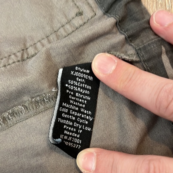 Sanctuary Camo print long sleeve button up waist length jacket with pockets M - Picture 10 of 13